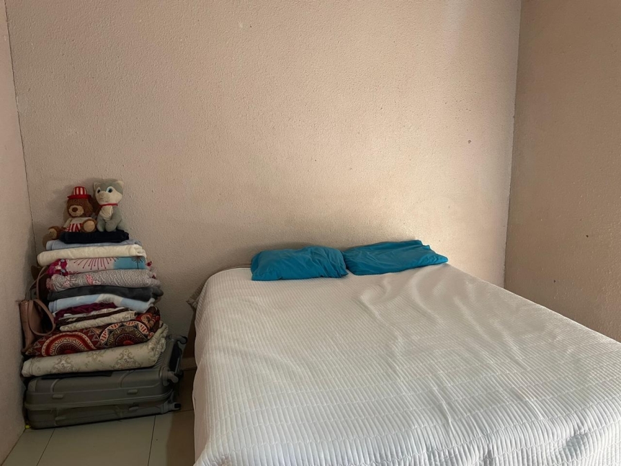 2 Bedroom Property for Sale in Tlhabane West North West